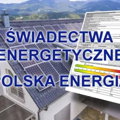 Dom z panelami słonecznymi i dokumentem certyfikat energetyczny mieszkania. Polska energia.