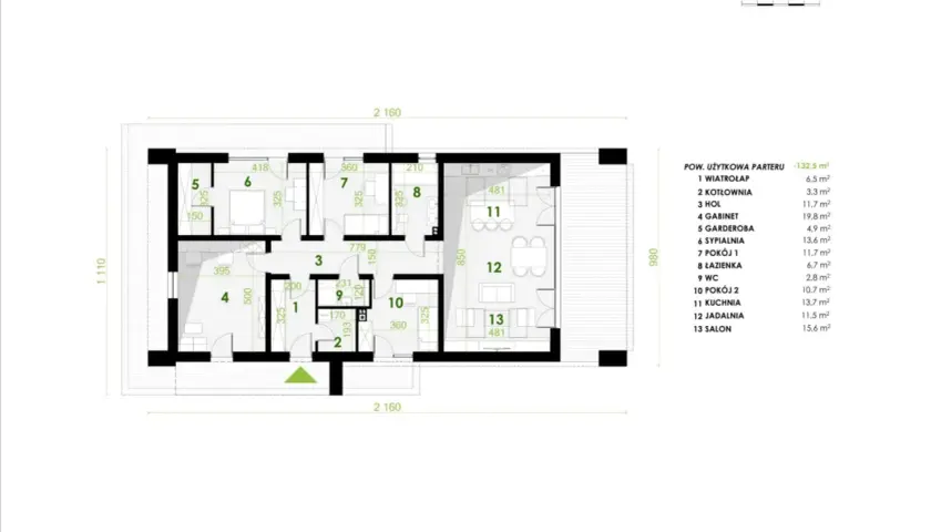 Rzut parteru domu PA-19, projekt pióro architekci. Widoczne pomieszczenia: salon, jadalnia, kuchnia, sypialnie, gabinet.