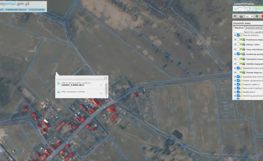 Jak znaleźć numer działki po adresie? Sprawdź w Geoportalu