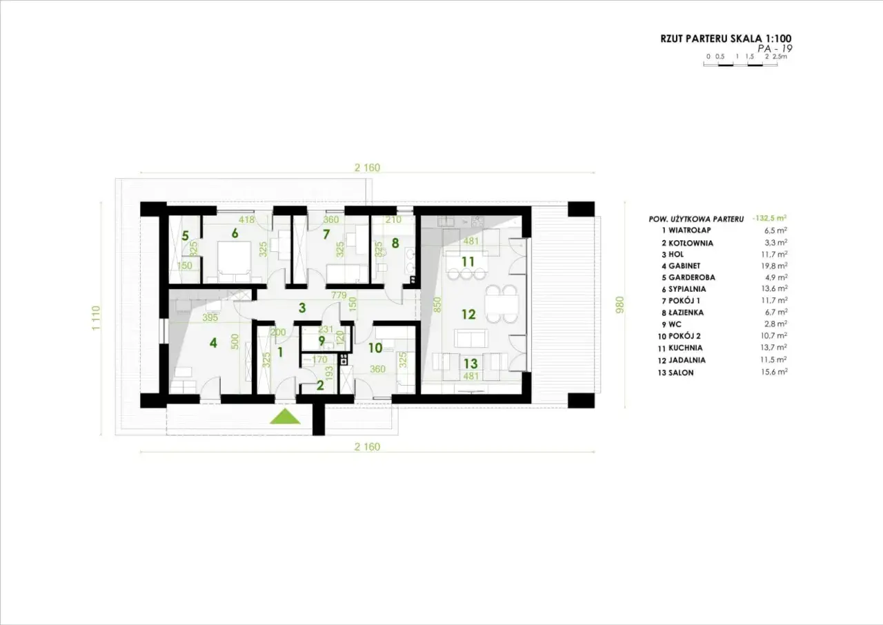 Rzut parteru domu PA-19, projekt pióro architekci. Widoczne pomieszczenia: salon, jadalnia, kuchnia, sypialnie, gabinet.